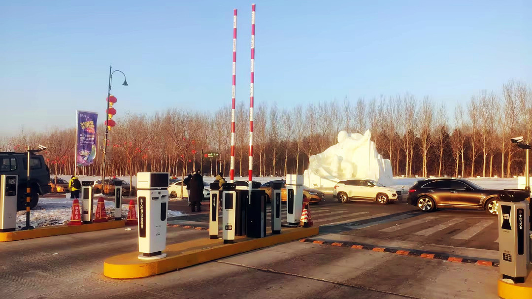 “爾濱”強勢出圈，科拓智慧停車(chē)助力多個(gè)景區迎接“八方來(lái)客”